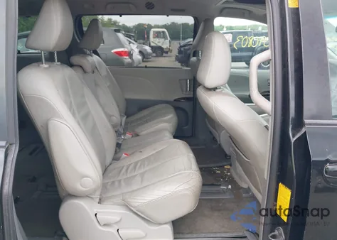 2012 Toyota Sienna Xle V6 8 Passenger из США, поврежденный, VIN 5TDYK3DC3CS255214